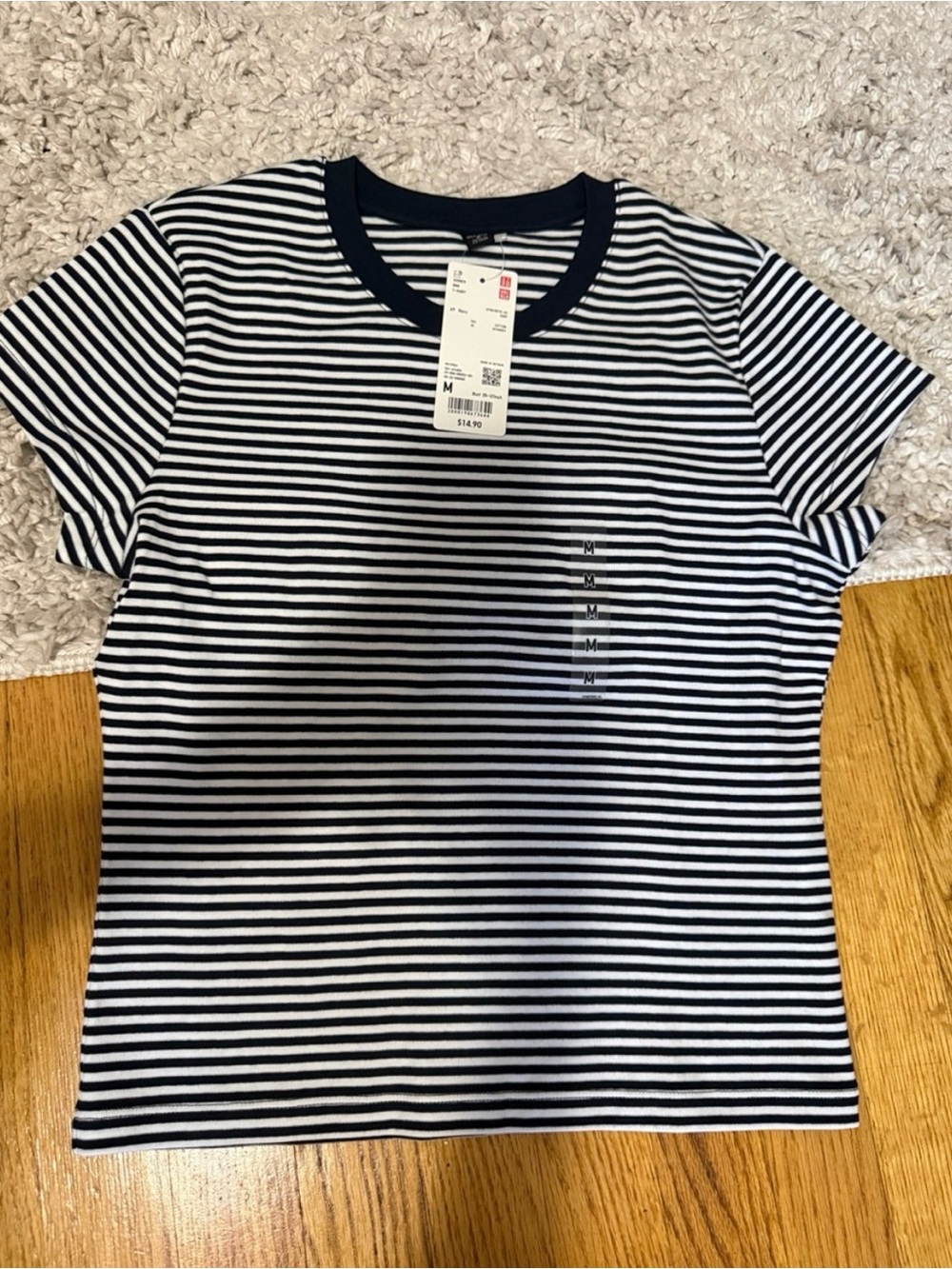 Uniqlo Navy and White Striped Short Sleeve Tee